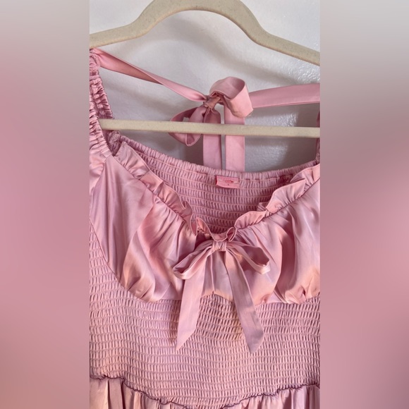 Rose babydoll lace trim romper - Picture 3 of 7